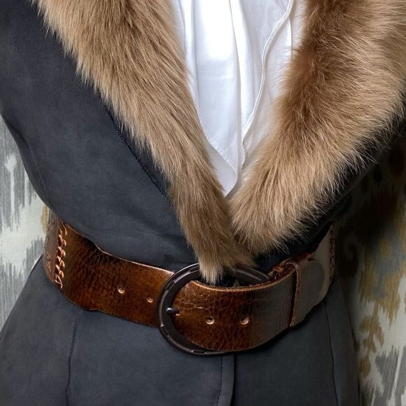 Ralph Lauren Collection Brown & Tan Shearling Contoured Sleeveless Gilet - Picture 7 of 16